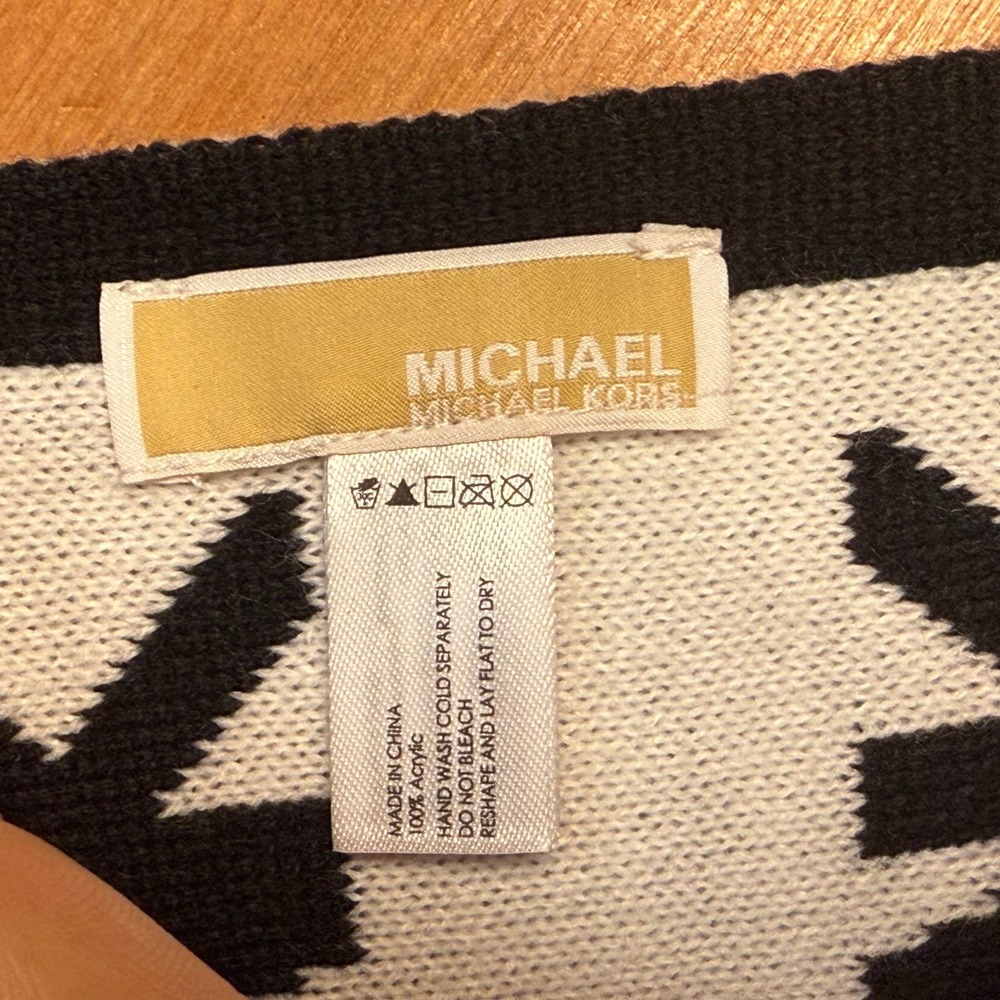 Michael Kors MK Logo Scarf and Hat Set Black White‎ Acrylic Winter Warm - Picture 3 of 5